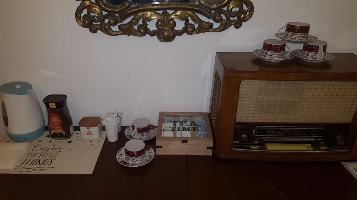 Hostal Rio De Castro Barcelona Ngoại thất bức ảnh