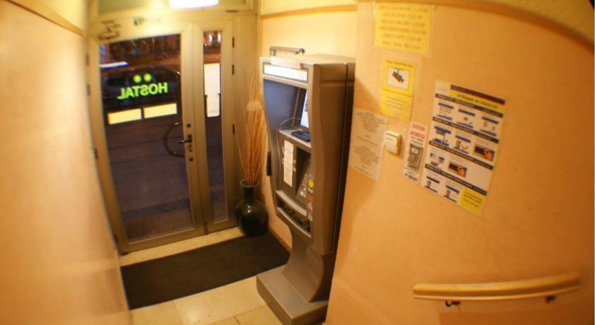 Hostal Rio De Castro Barcelona Ngoại thất bức ảnh