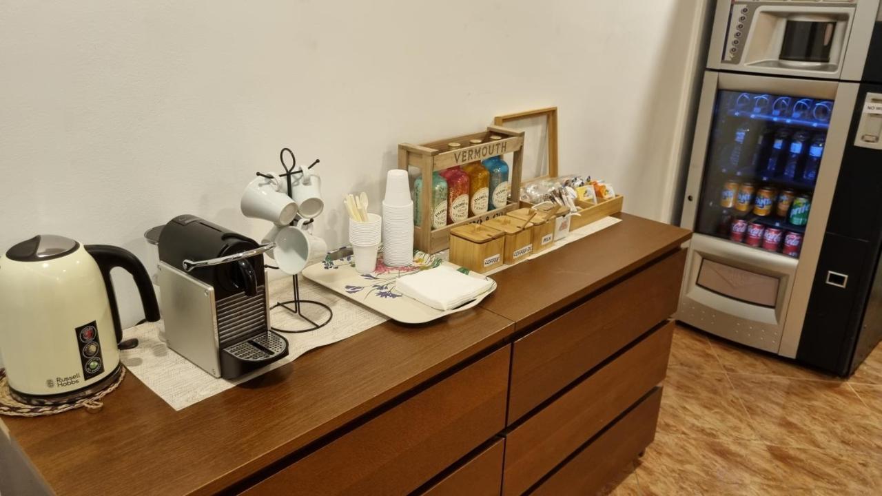 Hostal Rio De Castro Barcelona Ngoại thất bức ảnh