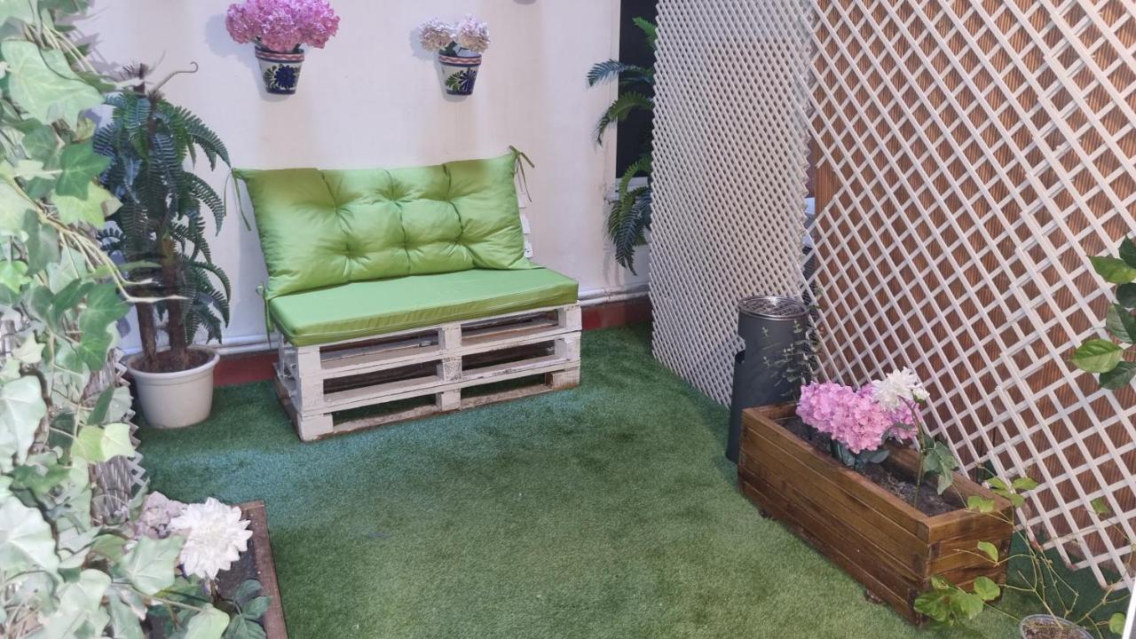 Hostal Rio De Castro Barcelona Ngoại thất bức ảnh